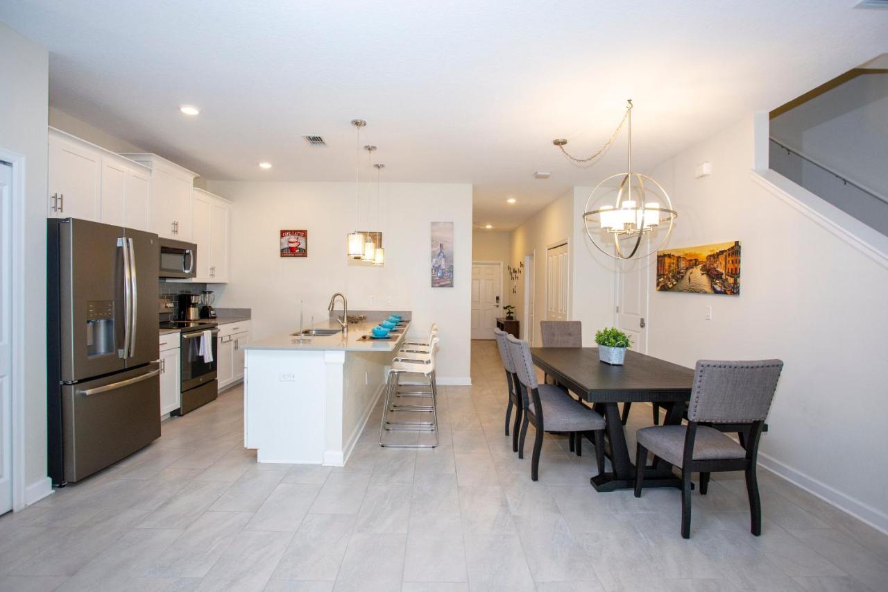 Stunning 5 Bd Home W/ Pool Close To Disney 4822 キシミー エクステリア 写真
