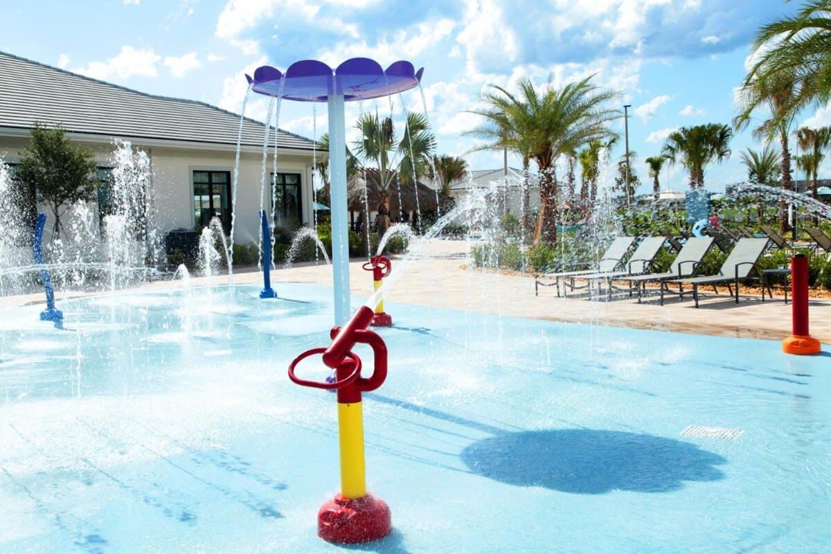 Stunning 5 Bd Home W/ Pool Close To Disney 4822 キシミー エクステリア 写真