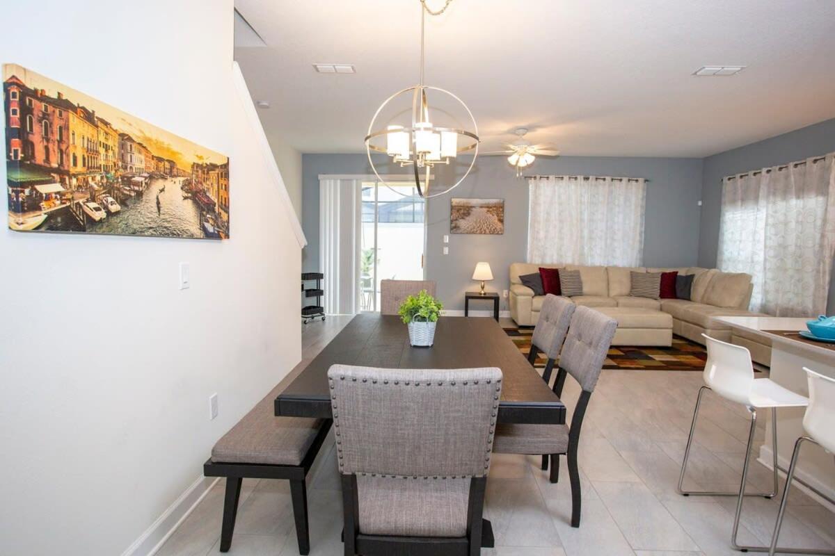 Stunning 5 Bd Home W/ Pool Close To Disney 4822 キシミー エクステリア 写真